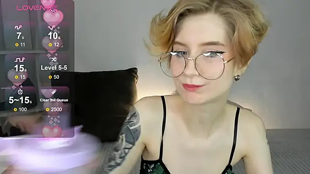 Angel Jules online show from February 25, 2025, 4:14 am