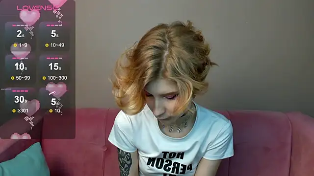 Angel Jules online show from March 15, 2025, 4:02 am