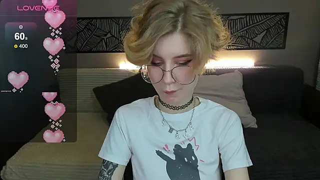 Angel Jules online show from March 21, 2025, 12:51 am