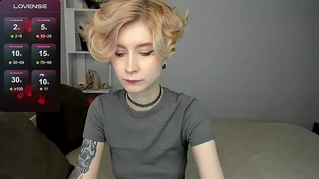 Angel Jules online show from September 13, 2025, 12:43 am