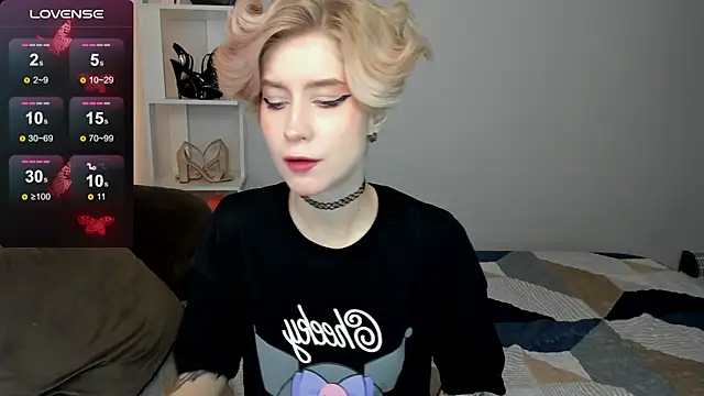 Angel Jules online show from September 15, 2025, 12:43 am