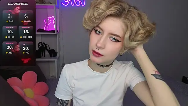 Angel Jules online show from October 12, 2025, 1:04 am