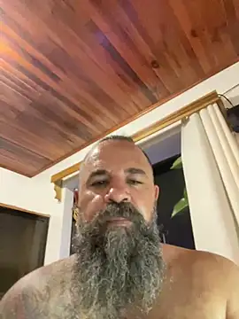 charlesVidal online show from February 10, 2025, 8:42 am