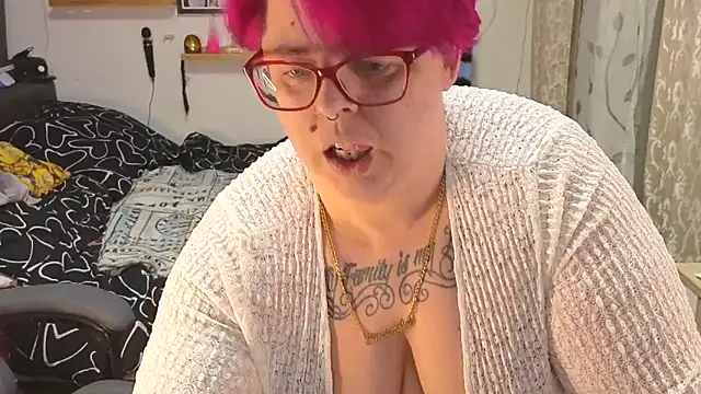 SunshineLexi online show from February 18, 2025, 7:19 pm