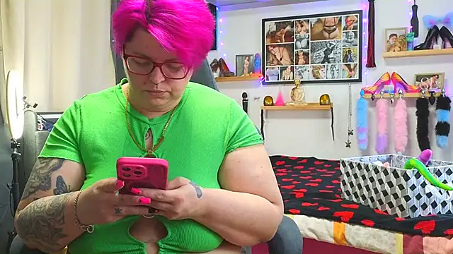 SunshineLexi online show from February 25, 2025, 7:09 am