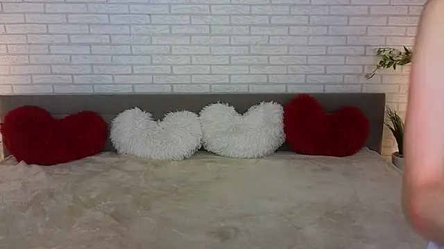 NovaBlissss online show from March 5, 2025, 6:12 pm