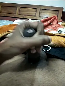 ravi707984 online show from November 12, 2025, 12:49 pm