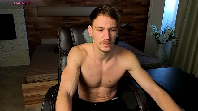 MateoBenjaminX online show from March 3, 2026, 11:49 am