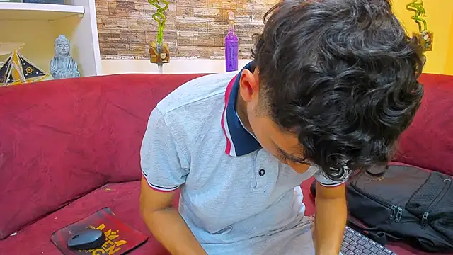 DamiBright online show from February 13, 2025, 6:59 pm