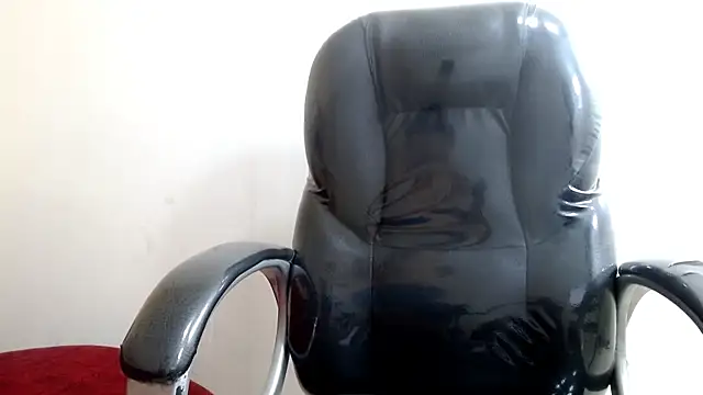 DamiBright online show from September 19, 2025, 7:14 pm