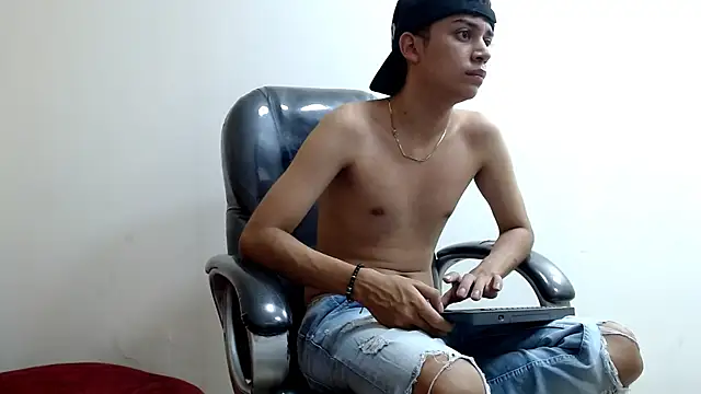 DamiBright online show from September 23, 2025, 7:17 pm