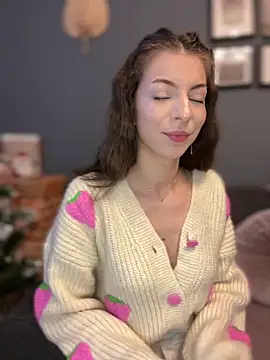 Snapshot of Mia_Ethan chatting on December 11, 2024, 8:04 am Mia Ethan online show from December 11, 2024, 8:04 am