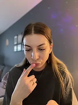 Mia Ethan online show from July 20, 2026, 1:57 pm