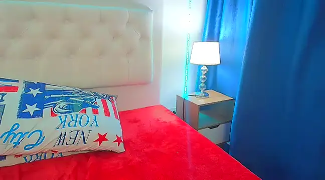 jescaoporto4 online show from February 4, 2025, 4:50 pm