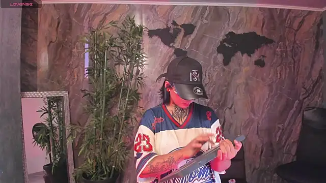 Alahia Dangelo online show from April 1, 2026, 5:21 pm