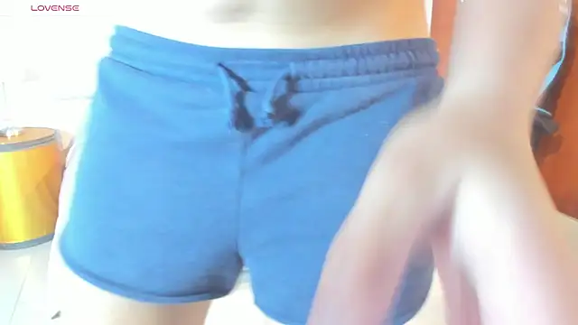  maria foxx  online show from April 18, 2026, 7:58 pm