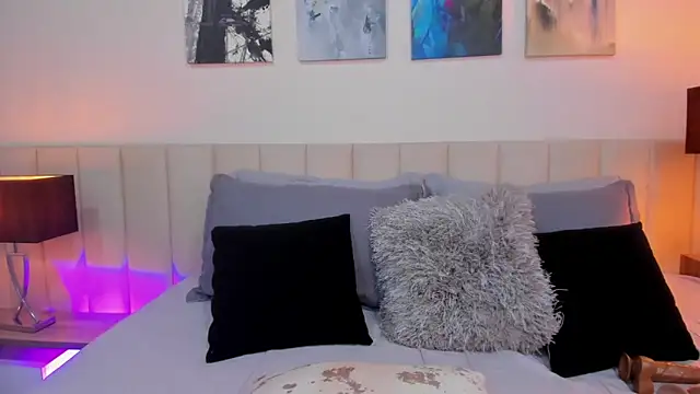 DaniRousse online show from September 16, 2025, 5:36 pm