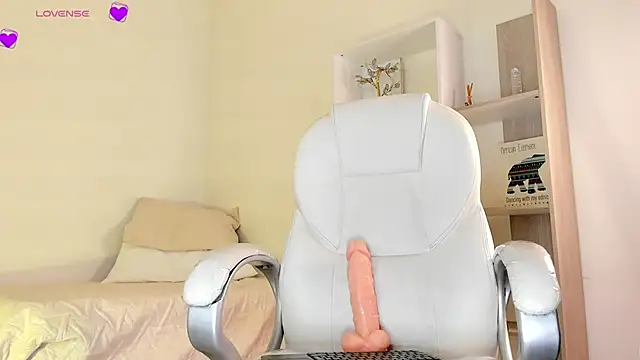 ambx04  online show from September 26, 2025, 4:44 pm