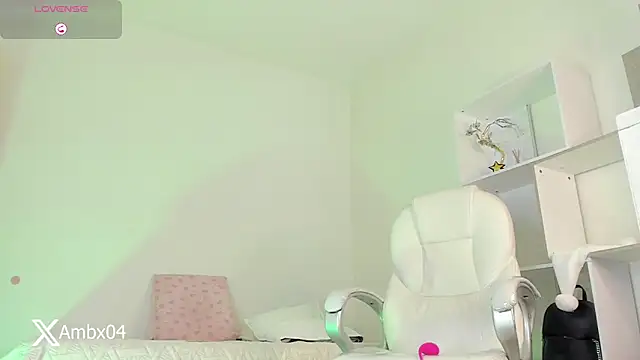 ambx04  online show from December 2, 2025, 1:39 pm