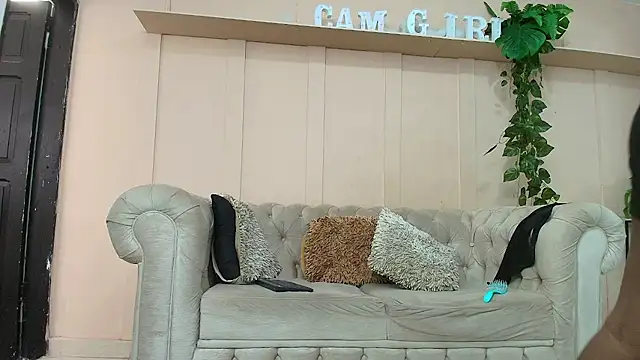 kayna gomez online show from February 5, 2025, 7:20 pm