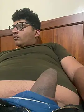 Ruk436 online show from December 28, 2024, 1:18 am