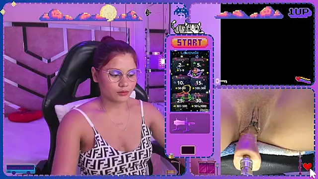 Snapshot of Sara-Hill chatting on January 30, 2025, 8:42 pm Sara-Hill online show from January 30, 2025, 8:42 pm
