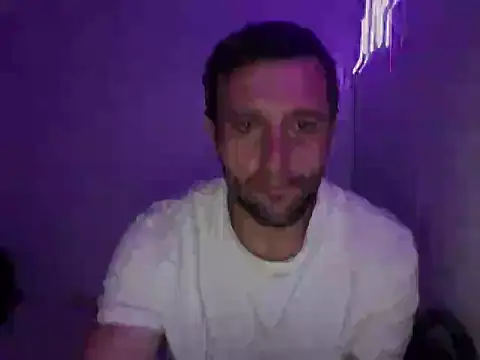 Snapshot of serjdj90 chatting on September 28, 2025, 2:50 am serjdj90 online show from September 28, 2025, 2:50 am