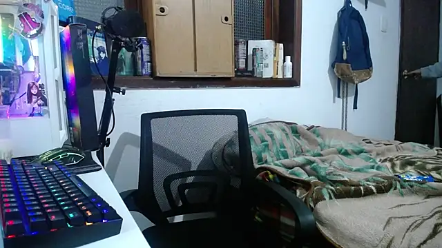 esjrobles online show from January 30, 2025, 3:33 am