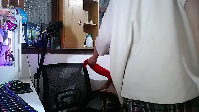 esjrobles online show from February 3, 2025, 5:29 am