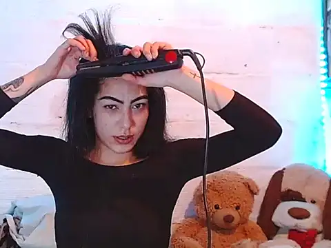 kendall-storm online show from September 15, 2025, 12:43 am