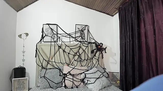 MonyCassius online show from October 17, 2025, 11:57 am