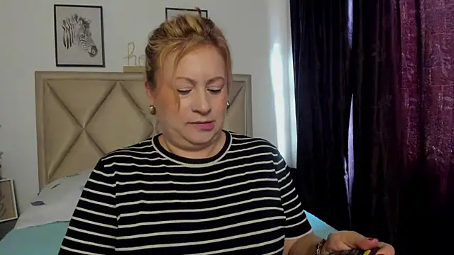 MonyCassius online show from April 18, 2026, 12:09 pm