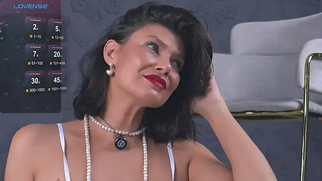 AnaisLeblanc online show from September 25, 2025, 3:54 am