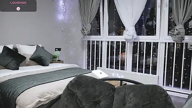 Dasha M online show from April 2, 2026, 4:15 pm