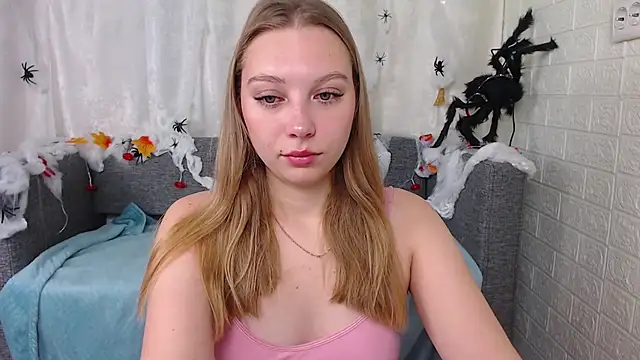 bellaa love  online show from October 23, 2025, 12:21 am