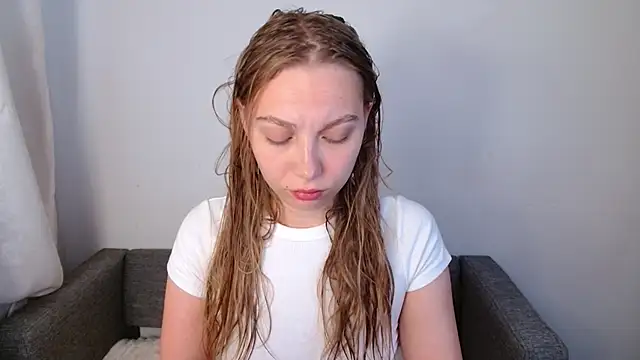 Snapshot of bellaa_love_ chatting on June 30, 2026, 11:50 pm bellaa love online show from June 30, 2026, 11:50 pm
