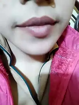 Snapshot of Anki-doll chatting on January 17, 2025, 12:21 pm Anki-doll online show from January 17, 2025, 12:21 pm