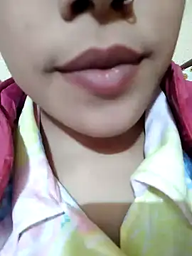 Snapshot of Anki-doll chatting on January 28, 2025, 12:43 pm Anki-doll online show from January 28, 2025, 12:43 pm
