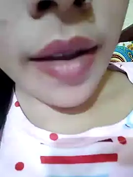Snapshot of Anki-doll chatting on February 3, 2025, 12:47 pm Anki-doll online show from February 3, 2025, 12:47 pm