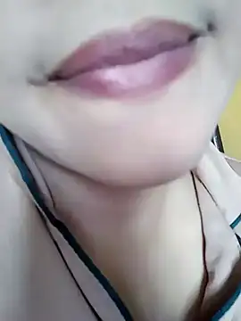 Snapshot of Anki-doll chatting on February 5, 2025, 6:13 am Anki-doll online show from February 5, 2025, 6:13 am