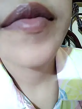 Snapshot of Anki-doll chatting on February 12, 2025, 12:44 pm Anki-doll online show from February 12, 2025, 12:44 pm