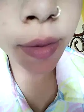 Snapshot of Anki-doll chatting on February 16, 2025, 6:32 am Anki-doll online show from February 16, 2025, 6:32 am