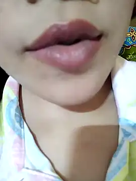 Snapshot of Anki-doll chatting on February 16, 2025, 12:43 pm Anki-doll online show from February 16, 2025, 12:43 pm