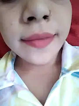 Snapshot of Anki-doll chatting on February 18, 2025, 9:32 am Anki-doll online show from February 18, 2025, 9:32 am
