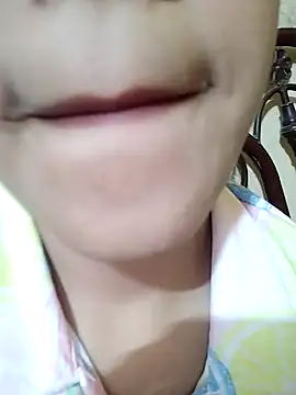 Snapshot of Anki-doll chatting on February 20, 2025, 12:36 pm Anki-doll online show from February 20, 2025, 12:36 pm