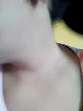 Snapshot of Anki-doll chatting on October 13, 2025, 5:40 am Anki-doll online show from October 13, 2025, 5:40 am