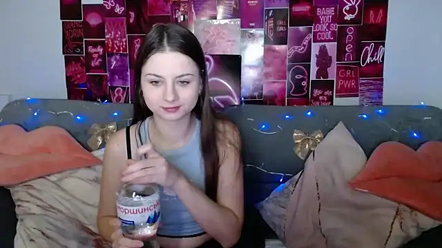 MilanaRoza online show from January 17, 2025, 6:04 am