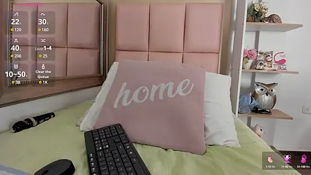 Ally Parkeer  online show from February 11, 2025, 6:55 pm