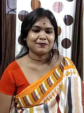 yoursweety09 online show from May 16, 2026, 7:27 am