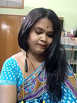 yoursweety09 online show from May 19, 2026, 6:53 am